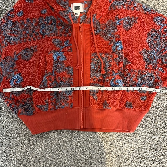 Women’s Urban Outfitters Zip Up Fleece Hooded Sweatshirt. - Picture 8 of 10